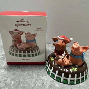 Hallmark Christmas Ornament YULE HOGS Pigs 2014 Magic Sound & Motion Decor - Picture 1 of 8