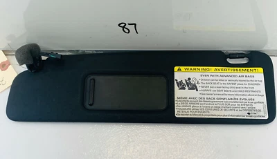 Parasol izquierdo conductor Audi A5 Quattro 10-16 cuero negro OEM 8H0857551B Foto 1 de 4