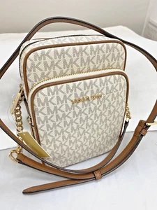 Michael Kors Travel Medium Flugtasche Umhängetasche Signature MK Tasche Vanille Neu - Bild 1 von 7