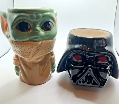 Star Wars Galerie Darth Vader and Baby Yoda Grogu Mugs LucasFilm Tankard - Image 1 of 4