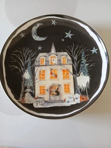 Set of 4 Potters Studio 8 1/2" Haunted House Salad / Dessert Plates, Halloween - Picture 1 of 9