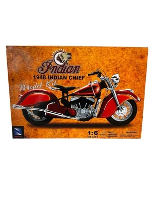 Vintage New Ray 1948 Indian Chief Motorcycle 1:6 Scale Diecast Model Kit NIB - Image 1 of 4
