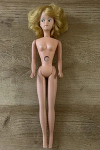 Muñeca de pelo en crecimiento Tressy personaje americano vintage años 60 - Imagen 1 de 3