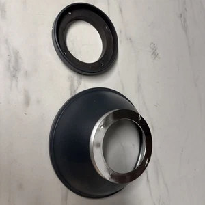 Broncolor P-Travel Reflector 7.5" part # B-33.103.00 Needs Screws HMI 575 - Picture 1 of 3