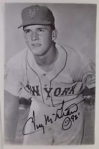 TUG McGRAW New York Mets Phillies (d.2004) Autographed Signed 3x5 Postcard 16F - Picture 1 of 2