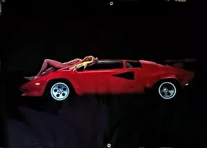 Póster/banner Lamborghini Countach desnuda de La Bella y la Bestia 36x53 nuevo - Imagen 1 de 2