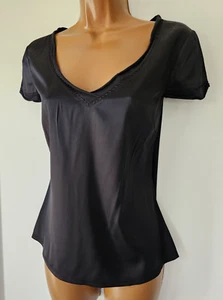 Elie Tahari Satin Silk Black Short Sleeve Stretch V Neck Top. Size S - Picture 1 of 10