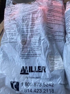 Miller Titan T4500/UAK safety harness - Picture 1 of 3