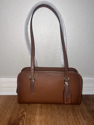 蔻驰 Swing Zip In 1941 马鞍 - 限量版 — 第 1/4 张图片