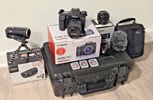 Canon EOS 70D Kit EF-S 18–55mm IS STM + Festbrennweite, Handycam & Zubehörpaket - Bild 1 von 12