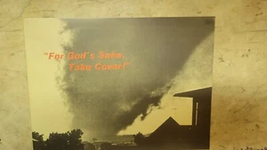 1966 For God's Sake Take Cover Topeka WIBW Tornado Book New Old Stock Original - Bild 1 von 5