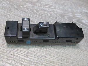 2003-2007 HUMMER H2 FRONT RIGHT PASSENGER SIDE DOOR LOCK WINDOW SWITCH - Picture 1 of 12