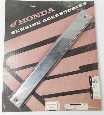 OEM HONDA 2002-04 VTX1800S/2002-08 VTX1800R CHROME RADIATOR TRIM 08F86-MCV-100C - Image 1 of 2