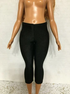 Barbie Fashionistas Curvy & Original Puppen Outfit schwarz Caprihose Hose Leggings - Bild 1 von 2