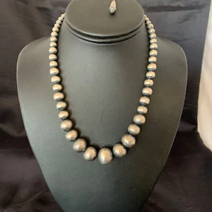 Navajo Pearls Graduated Sterling Silver Round Seamless Bead Necklace 16” - Picture 1 of 12