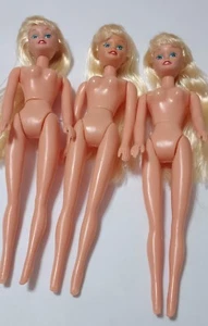 Tres muñecas Barbie de moda - Imagen 1 de 6