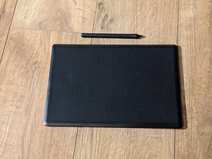 Wacom One by Wacom creative pen tablet medium CTL-672-N drawing graphic USB - Afbeelding 1 van 13