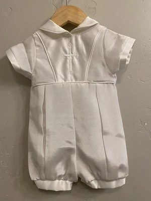 Mameluco bautizo blanco talla 0-3M para bebés niños con cruz bordada - nuevo sin etiquetas Foto 1 de 4