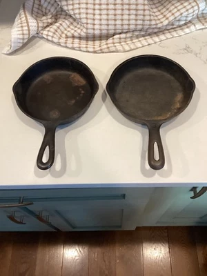 ВИНТАЖНЫЕ (2) ЧУГУННЫЕ СКОВОРОДКИ WAGNERWARE NO3 - Изображение 1 из 4