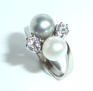 Ring 585 Weißgold 0.35ct. Diamanten 2 Perlen  Gr. 50 bis 50,5 änderbar 3,4 gr - Picture 1 of 8