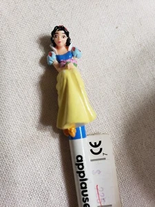 Vintage Disney Snow White Pencil Taiwan Applause Pencil Hugger - Picture 1 of 6