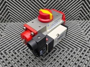 Triac TR20SR Spring Return Stainless 1/4" NPT Ball Valve 3-Way 88TX025TR1SAX - Picture 1 of 7