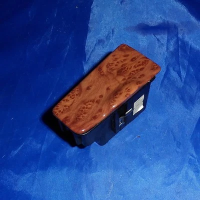 AUDI A8 2000-2002, cenicero puerta trasera derecha Foto 1 de 3