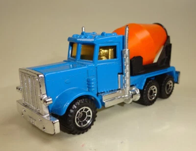 Matchbox Superfast 19D Peterbilt Cement Mixer Vorserienmodell in blau - Bild 1 von 4
