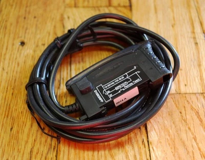 Banner D10B2NFP 2M CBL 2 WIRE RED NPN (78763) - NEW - Image 1 of 2