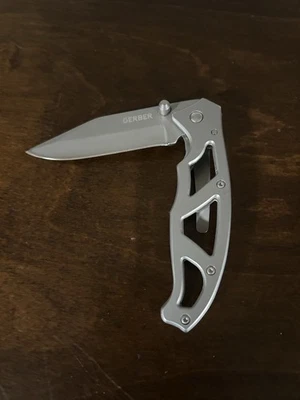 Gerber Paraframe Ii - Acero inoxidable dentado 22-48447 Foto 1 de 4