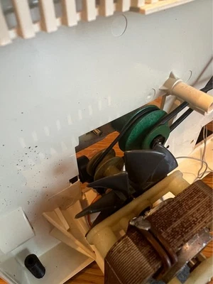 CINGHIA MOTORE PER CINE MAX K6 PROIETTORE 8mm SUPER 8 mm - Immagine 1 di 2