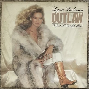 LYNN ANDERSON - OUTLAW IS JUST A STATE OF MIND 1979 - VINYL LP VG+ KC 35776* - Picture 1 of 2