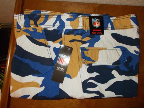 NWTS NFL LOS ANGELES RAMS Camo Cargo Pants Siz 40W X 30L Men's Cover