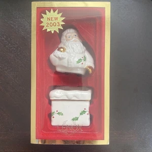 Lenox Salt Pepper Shaker 2003 Holiday Santa Atop Camino Impilabile Scatola Originale - Foto 1 di 11