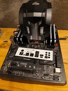Intel Bundle i7800x/MSI X299 Raider/32GB Quad Channel/CoolerMaster/Win11 - Bild 1 von 8