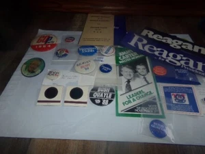Posten 25 Vintage politische Pins Buttons Autoaufkleber Ronald Reagan Gerald Ford - Bild 1 von 24