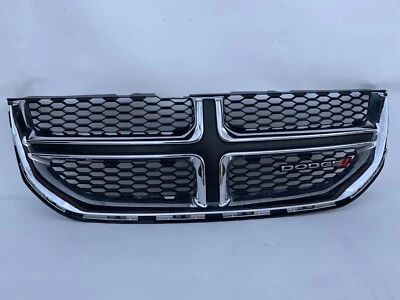 OEM 2013-2019 DODGE GRAND CARAVAN FRONT BUMPER GRILLE W/ CHROME PN#68100689ac Foto 1 de 4