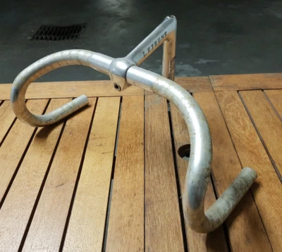 ensemble cintre guidon potence 3TTT  LEYEUNE VÉLO course - Photo 1/4