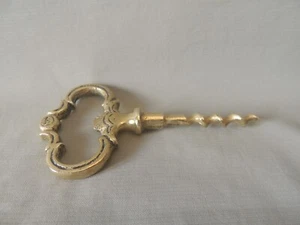 Beautiful bronze key corkscrew - Picture 1 of 7