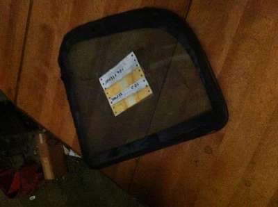 83 84 85 86 FORD THUNDERBIRD CUARTO CONDUCTOR IZQUIERDO CRISTAL TINTADO Foto 1 de 4