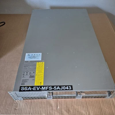 Cisco Nexus 5596UP 64 Port 10 Gigabit Ethernet/Fibre Channel Switch N5K-C5596UP - Image 1 of 4