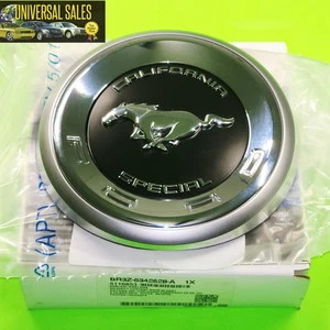 OEM FORD FAUX GAS CAP DECKLID CALIFORNIA EDITION MUSTANG 2009-2014 BR3Z6342528A - Bild 1 von 2