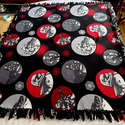 "Manta corbata polar Star Wars 2 caras roja negra y gris 55 x 44""" Foto 1 de 4