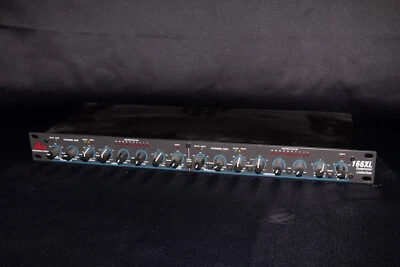 dbx 166XL  Compressor/Limiter - Image 1 of 4