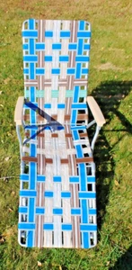 Vintage Aluminum Folding Webbed Chaise Lawn Lounge Pool Beach Chair Woven - Picture 1 of 7