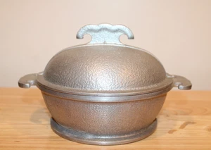 GUARDIAN SERVICE Aluminum 1 Quart Round Pot w/ Metal Lid Vintage 7” RARE - Picture 1 of 10