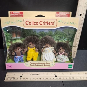 Calico Critters PICKLEWEEDS Hedgehog Family 4 Figure Set Mom Dad Girl Boy - NEW! - Bild 1 von 6