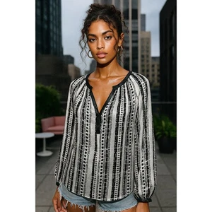 Twelfth Street by Cynthia Vincent Women 8P Silk Blouse Leather Trim Long Sleeve - Picture 1 of 9