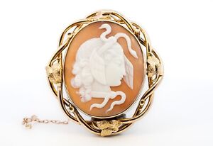 9ct Yellow Gold Shell Cameo Brooch featuring Medusa C. 1890