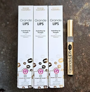(3) Grande Cosmetics Grande Labios Hidratante Relleno de Labios Brillo Transparente Precio de venta sugerido por el fabricante 81 USD - Imagen 1 de 5
